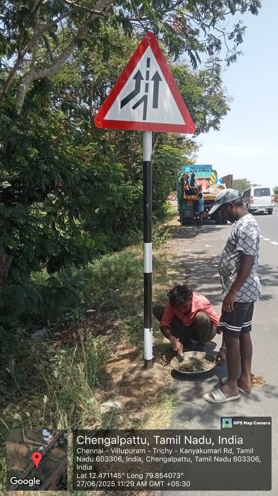 Road signage installation at Chengalpattu