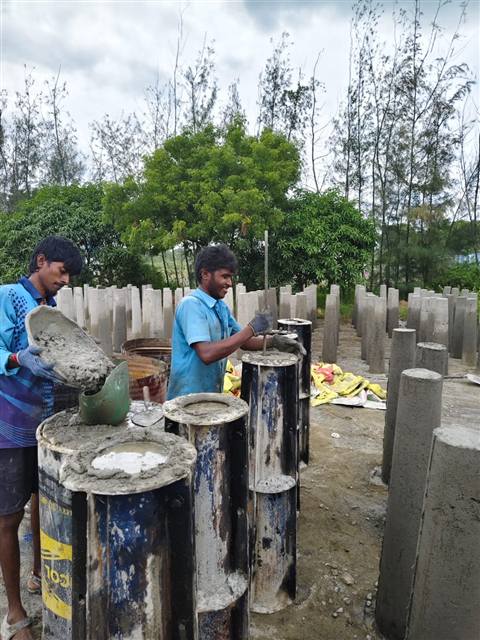 Precast concrete pillar manufacturing